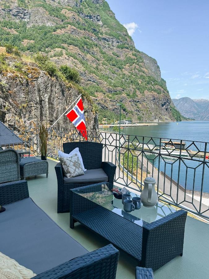 Svingen Guesthouse - Panoramic Fjord Views In פלאם מראה חיצוני תמונה